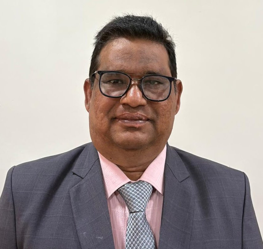 Shri Kanwar Lal Charyani